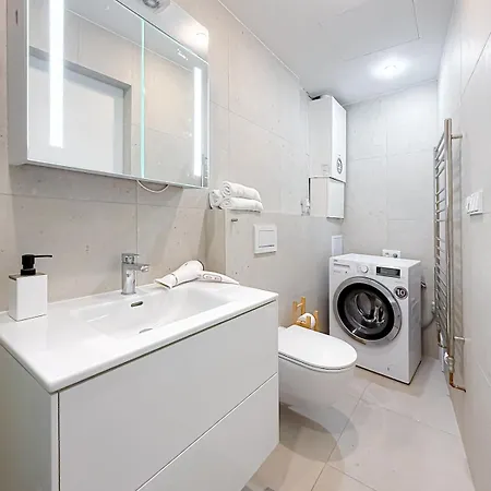 Apartamento Picasso Xxl 100m2 Praga