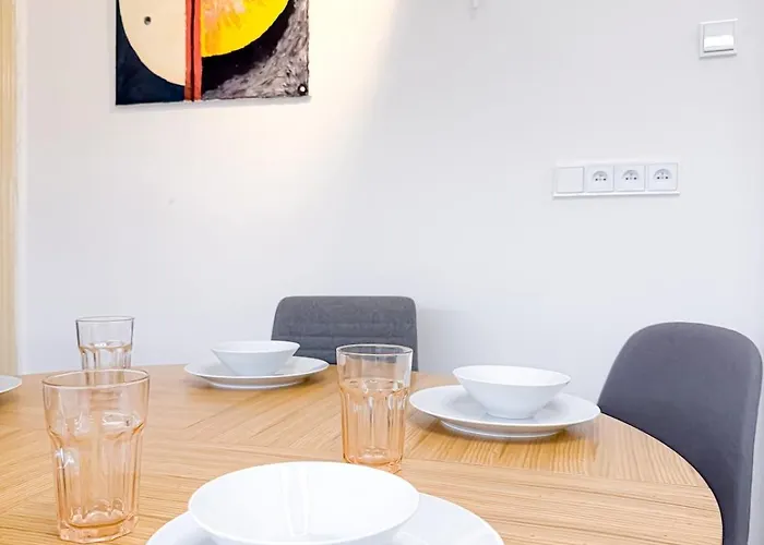 Picasso Xxl 100m2 Prague