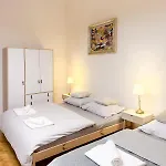 Picasso Xxl 100m2 Prag