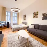 Picasso Xxl 100m2 Daire *