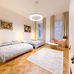 Picasso Xxl 100m2 * Prag