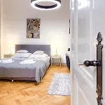 Picasso Xxl 100m2 Prag