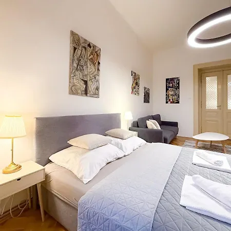 Picasso Xxl 100m2 *